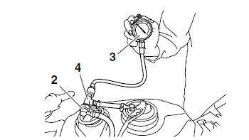 Checking the fuel pressure